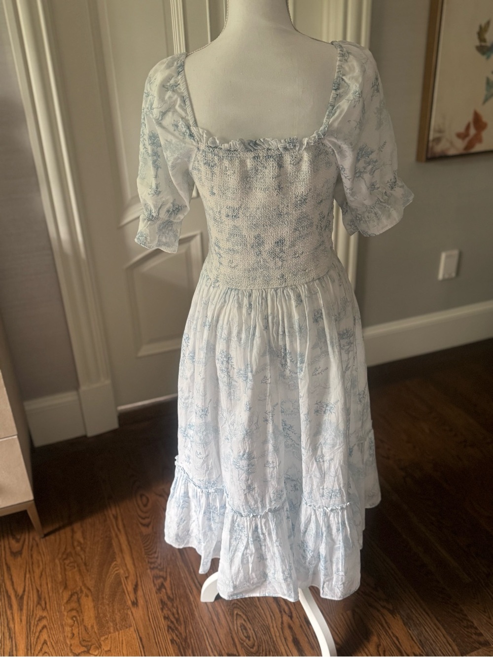 Ivy City Co Light Blue 100% Cotton Floral Smocked Midi Dress - Picture 3 of 5